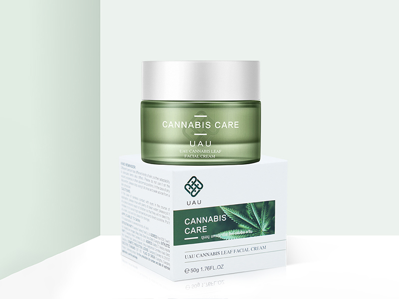 UAU大麻叶舒润焕采面霜